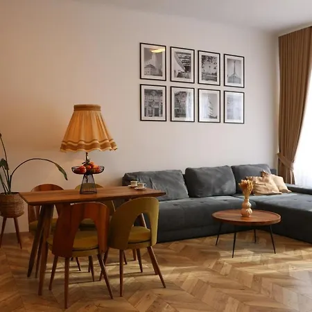 Apartament Timeless Near Center