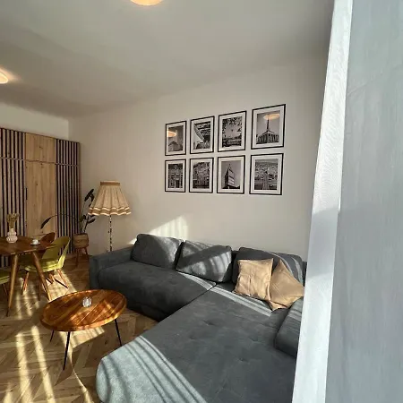 Timeless Near Center