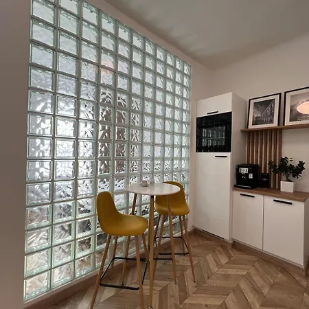 Timeless Near Center Bratysława