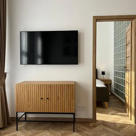 Timeless Near Center *