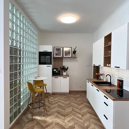 Timeless Near Center Apartment