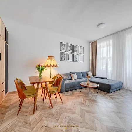 The Legionnaire Boutique Art&history Old Town ブラチスラヴァ